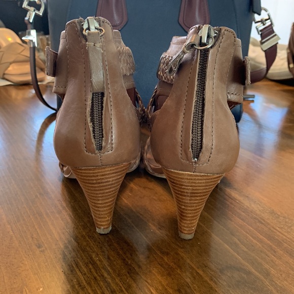 Seven 7 for All Mankind Brown Leather Cone heeled heel sandal straps tan 💕 Cute - Picture 7 of 9